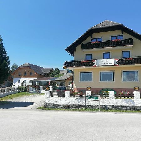 Fanningerwirt Holzer Apartamento Mariapfarr Exterior foto