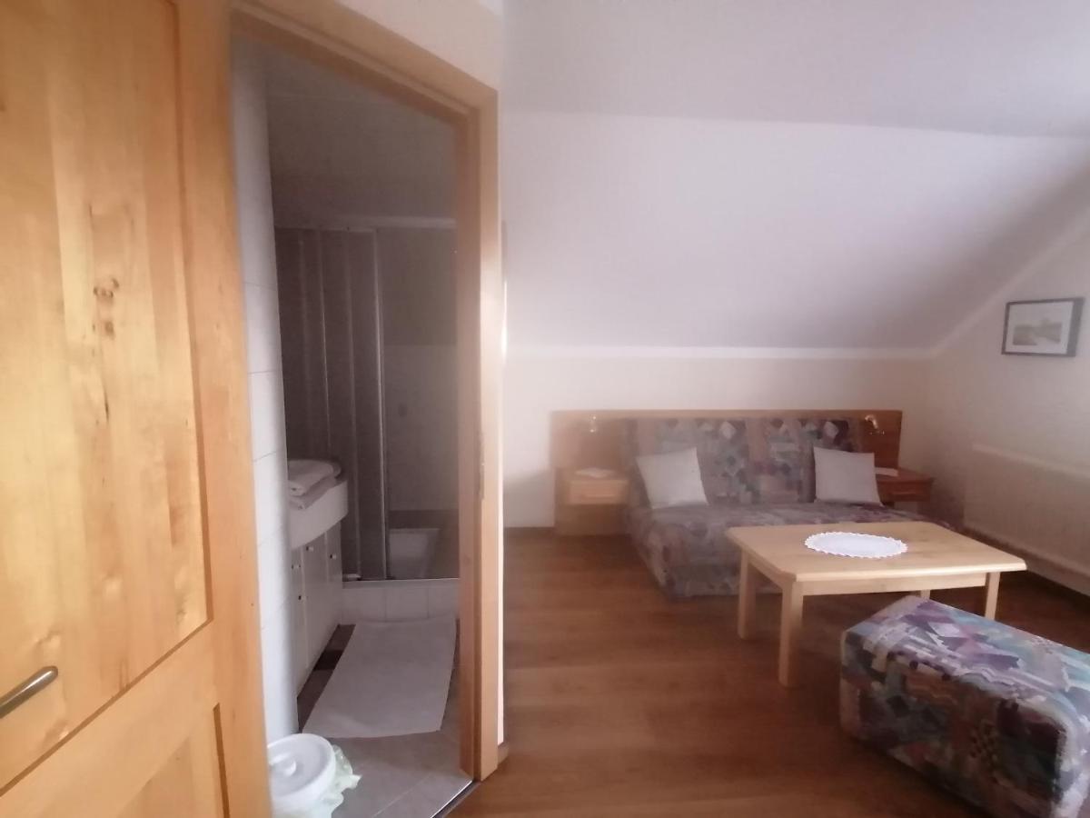 Fanningerwirt Holzer Apartamento Mariapfarr Exterior foto